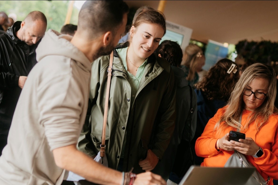 love-tomorrow-conference-6